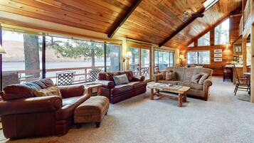 TV, fireplace, DVD player