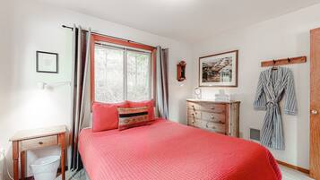 2 chambres, fer et planche à repasser, accès Internet, draps fournis