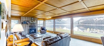 Spectacular Views of Wallowa Lake & Mountains w/ Gas Fireplace & Large Yard
