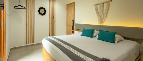 Superior Room, 1 King Bed | Hypo-allergenic bedding available, soundproofing, WiFi (free)