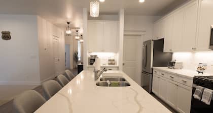 NEW Flagstaff single-story home with a beautiful backyard and Hot Tub!