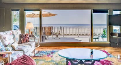 Breathtaking Beach Front House - Steps to the Sand