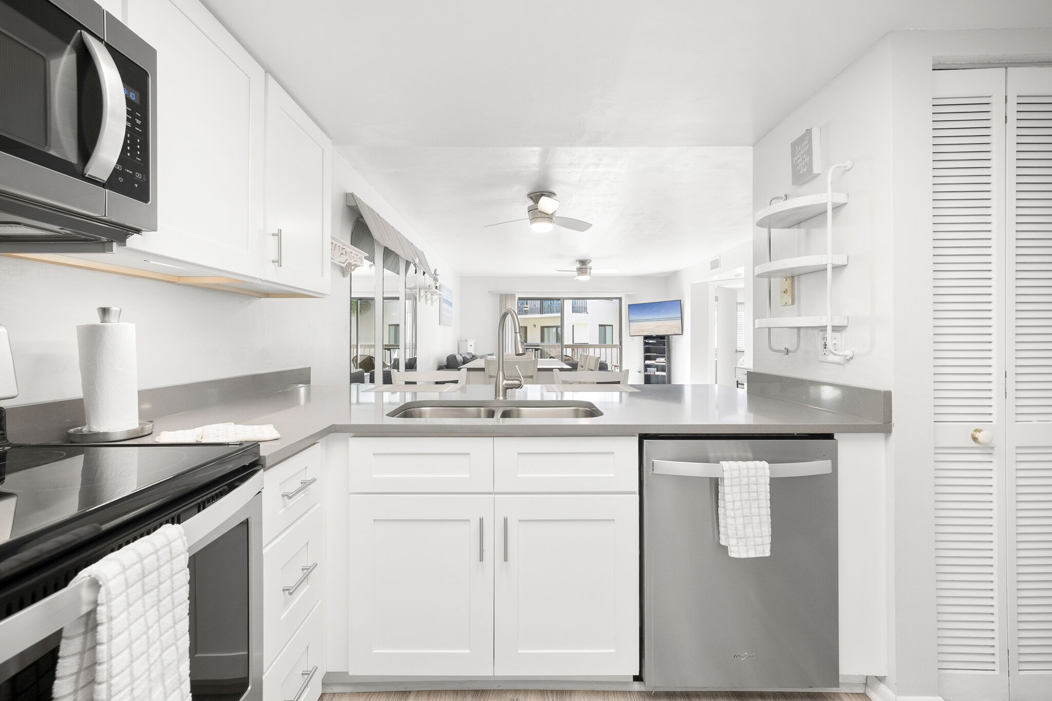 Condo, Multiple Beds, Garden View (#J24 - No Pets) | Private kitchen | Fridge, microwave, stovetop, dishwasher