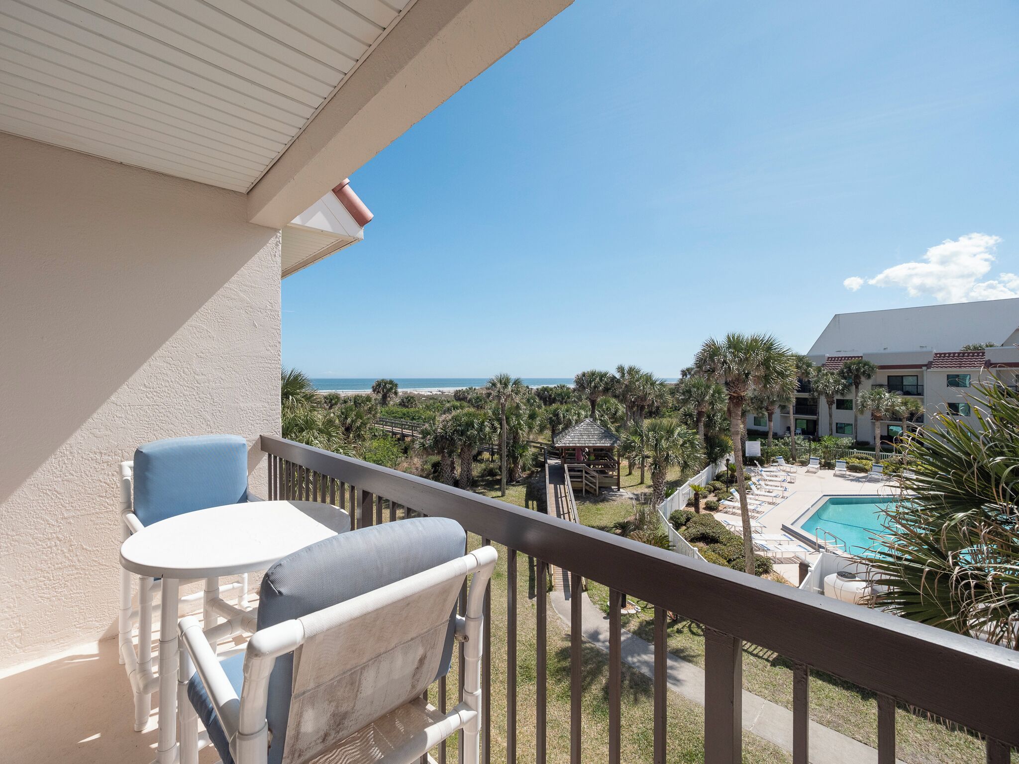Condo, Multiple Beds, Ocean View (#Q36 - Pets) | Property grounds