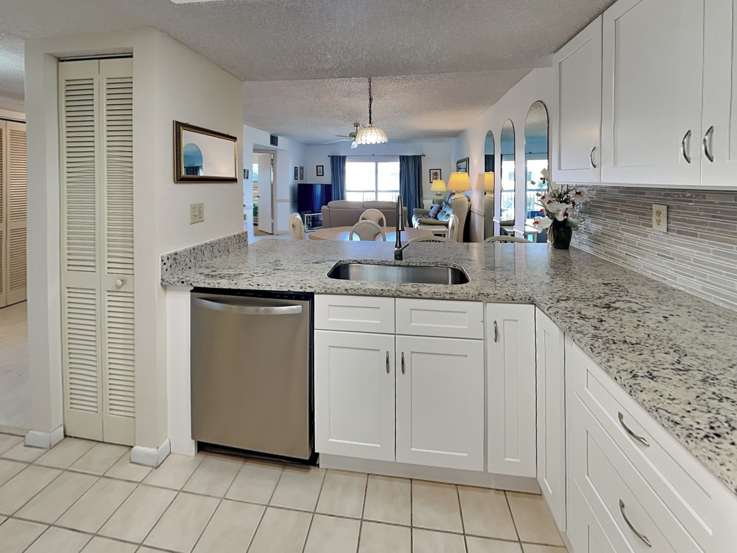 Condo, Garden View (#P32 - No Pets) | Interior