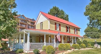 Escape to Comfort & Charm Just Minutes from the Parkway within a Peaceful Resort