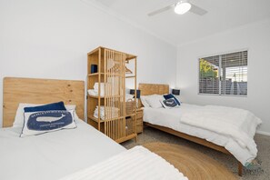 2 bedrooms, bed sheets