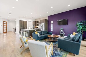 Imagen sin descripción, 3 de 55, botón