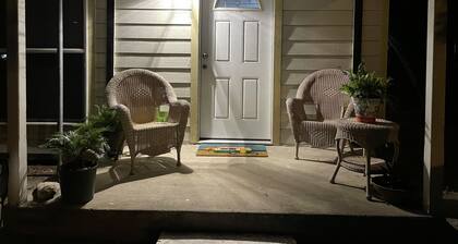 Coastal Casita Mi Casa es Su Casa - Sleeps 4 comfortably.