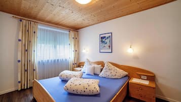 1 chambre, fer et planche Ă repasser, Wi-Fi gratuit, draps fournis