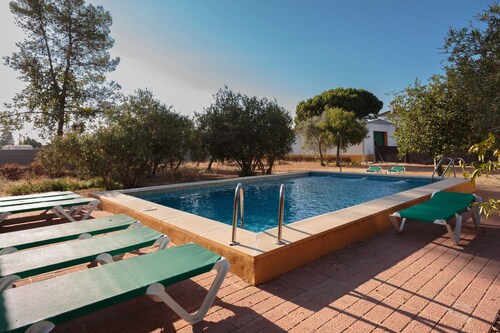 Villa Los Pinos with Pool, Wi-Fi, A/C, Terrace & Garden
