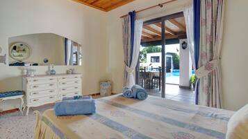 3 habitaciones, tabla de planchar con plancha y wifi gratis