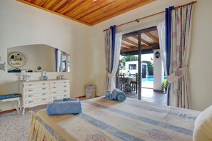 3 chambres, fer et planche Ă repasser, Wi-Fi gratuit, draps fournis