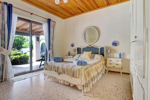 3 dormitorios, tabla de planchar con plancha, wifi gratis y ropa de cama