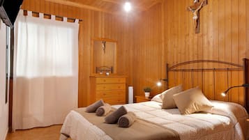 4 sovrum, strykjÀrn/strykbrÀda, gratis wi-fi och sÀngklÀder