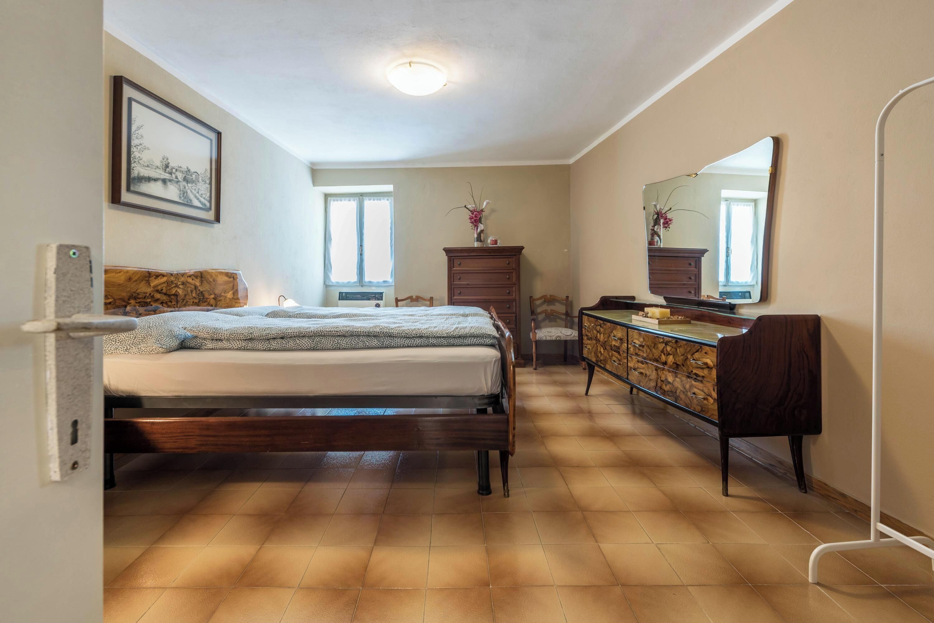 2 chambres, fer et planche à repasser, Wi-Fi gratuit, draps fournis