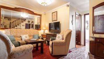 TV, DVD player, stereo