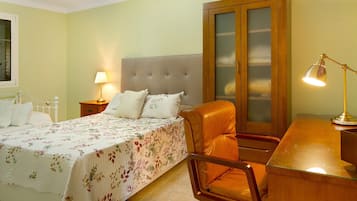 3 habitaciones, tabla de planchar con plancha y wifi gratis