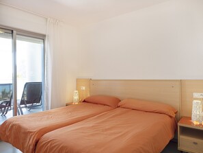 1 makuuhuone, silitysrauta/-lauta, ilmainen Wi-Fi, vuodevaatteet