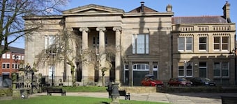 Heart of Macclesfield 2 Bedroom Grade II Apartment