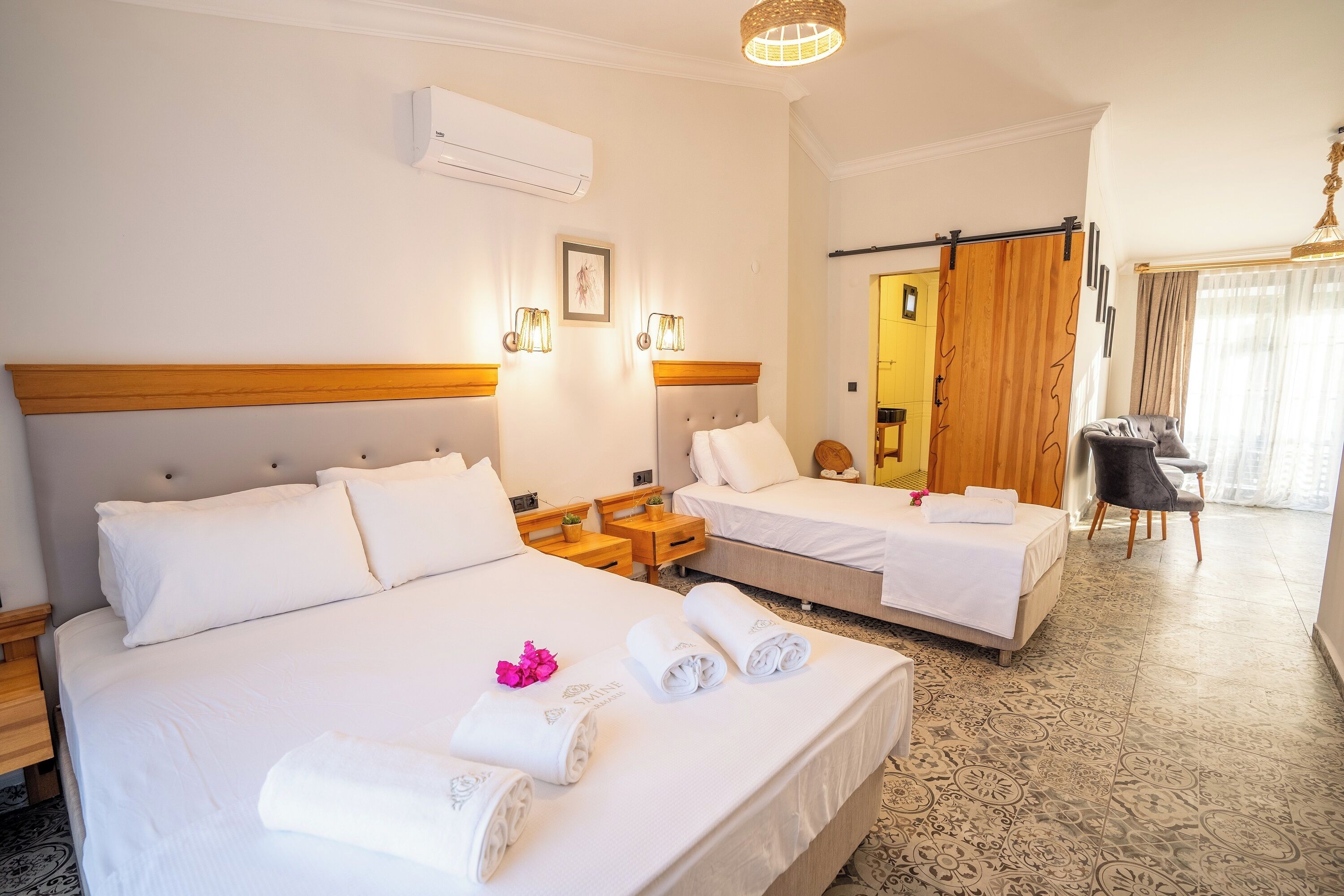 Superior Triple Room | Blackout curtains, soundproofing, free WiFi, bed sheets