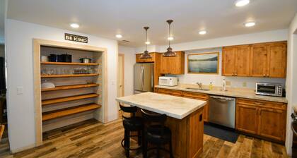 Walter Lake Area, Reduced Nightly Rate