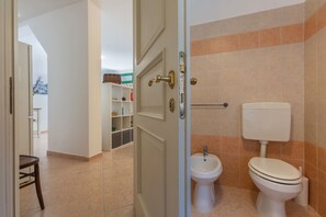 Shower, bidet
