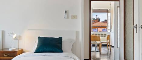 2 Schlafzimmer, Bügeleisen/Bügelbrett, WLAN, Bettwäsche