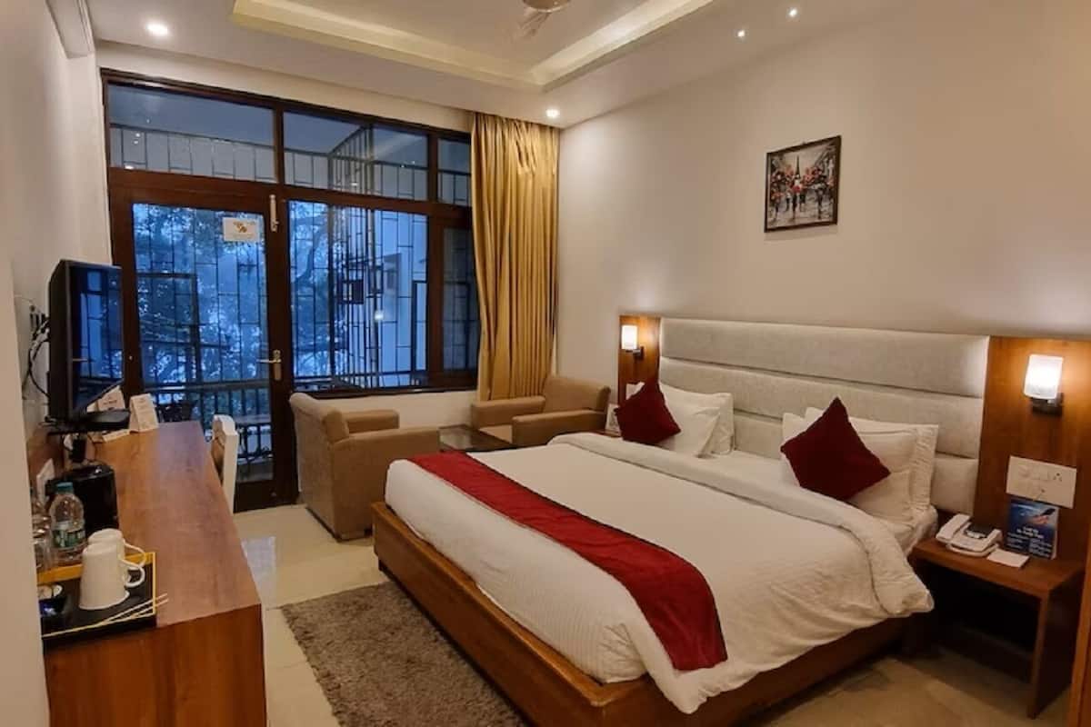 In-room safe, blackout drapes, iron/ironing board (on request)