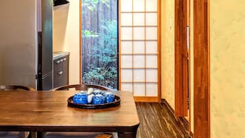 House, Non Smoking | Living area