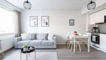City Apartment | Living area | 32-inch LED TV with cable channels, TV