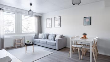 City Apartment | Living area | 32-inch LED TV with cable channels, TV