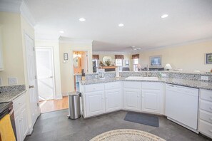 Dishwasher, coffee/tea maker, toaster - Relax at Pirate's Paradise, a cozy oceanfront home in Holden Beach with 3 bedrooms. (Holden Beach)