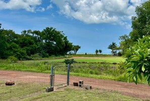 Property grounds - SUNSETS @ DUNDEE Overlooking the water (Dundee Beach)
