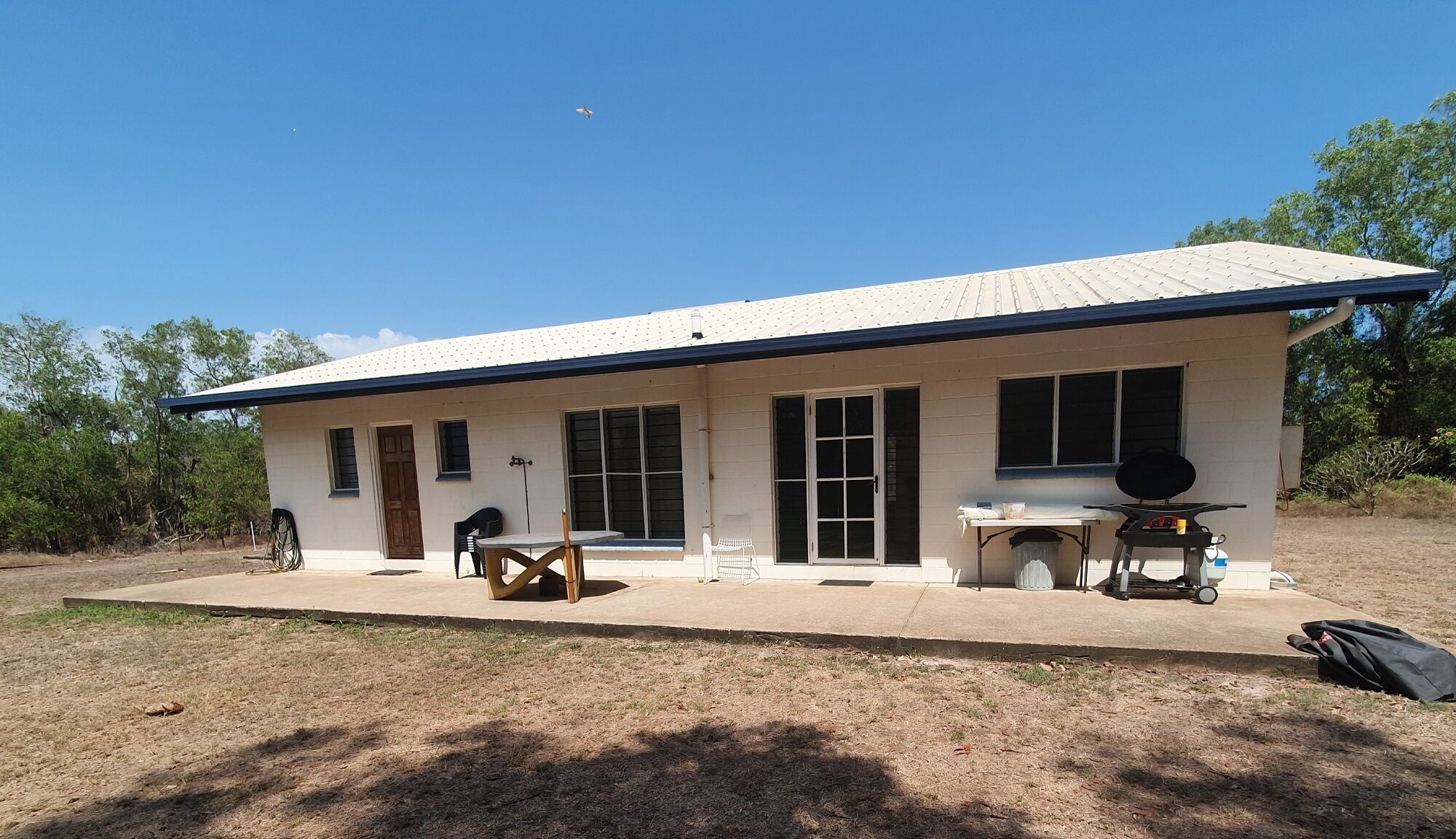 SUNSETS @ DUNDEE Overlooking the water — image 3