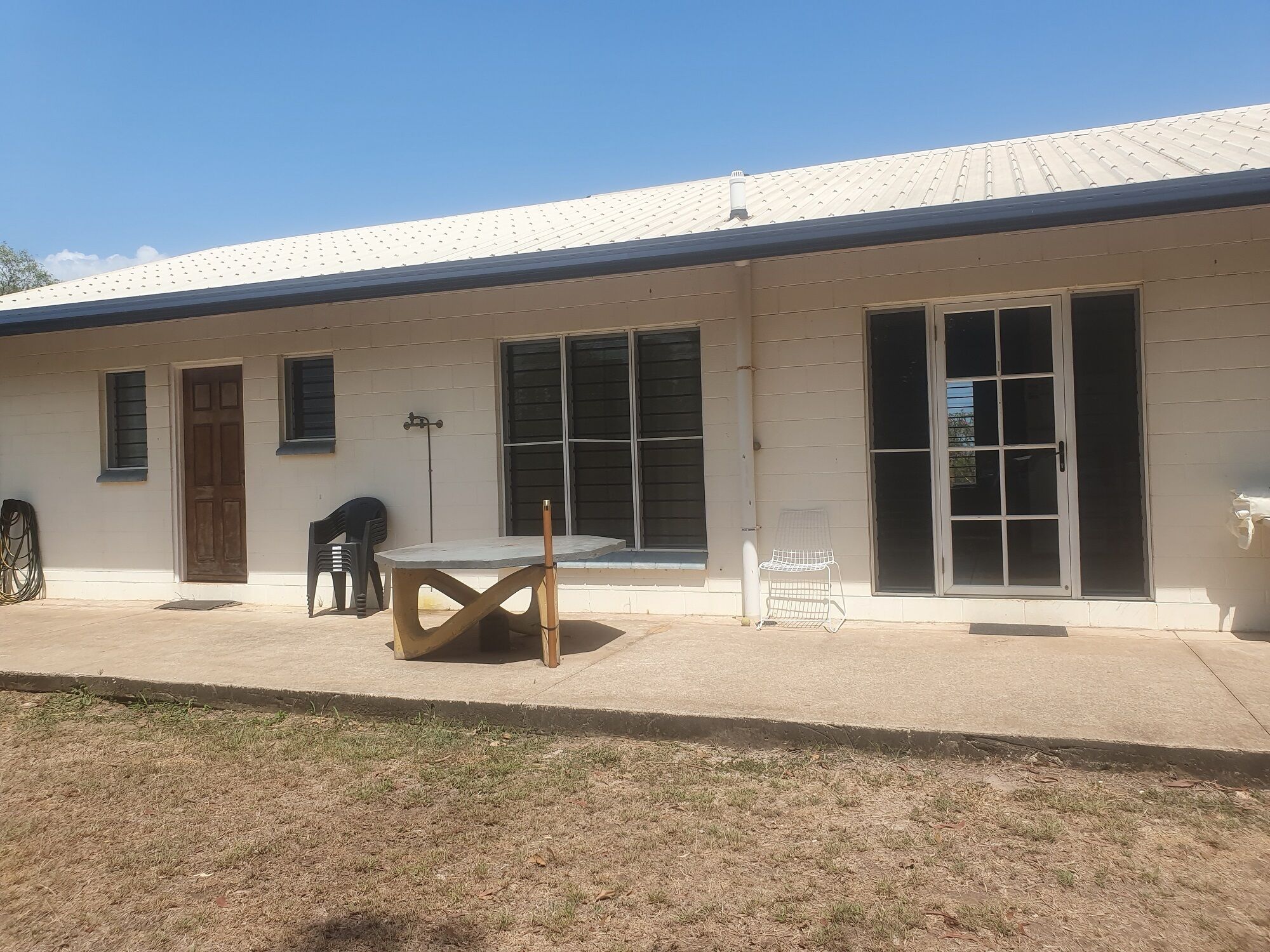 SUNSETS @ DUNDEE Overlooking the water — image 4