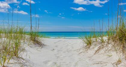 Pet Friendly ~ Private Pool ~ Golf Cart ~ Walk to the Beach