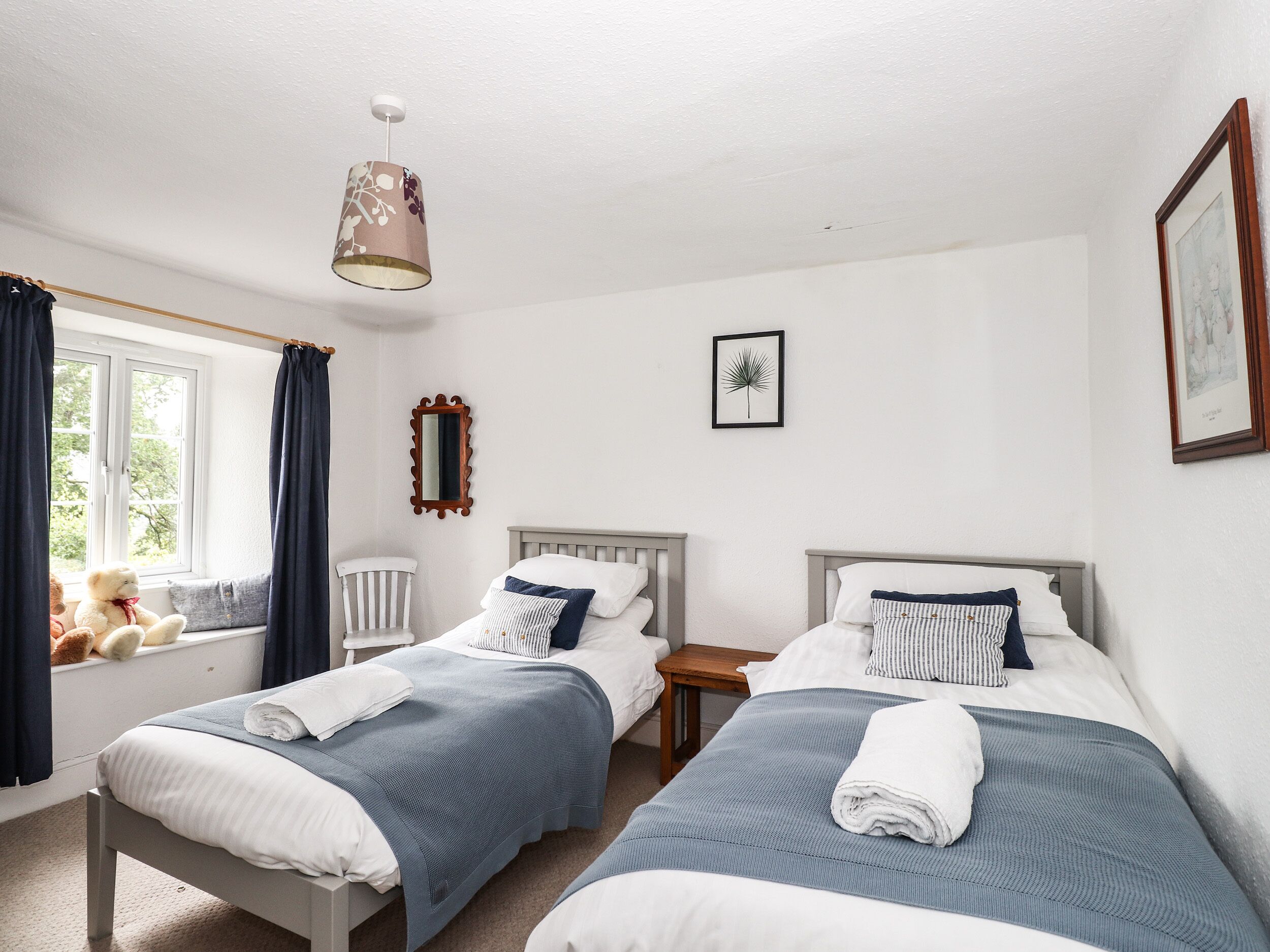 Cottage | Interior