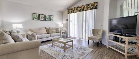 House, 4 Bedrooms | Interior