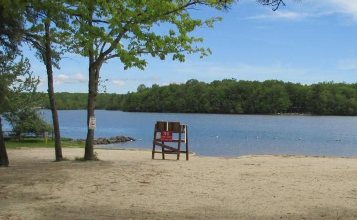 Beach nearby, beach towels