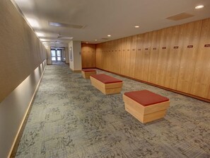 Condo, 2 Bedrooms | Lockers