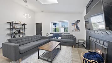 Smart TV, offices