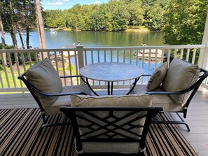 Outdoor dining - Over 4800+ sqft.. Lakefront Retreat-Sleeps 13 Lake is FULL AGAIN!!!   Come and enjoy the beautiful LAKE!! (DuBois)