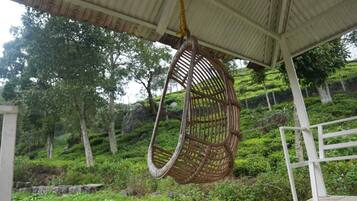 Children’s play area – outdoor