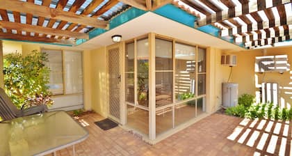 Kalbarri Garden Apartment 11 - Kalbarri, WA