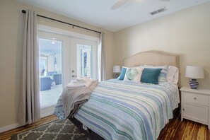 4 bedrooms, iron/ironing board, free WiFi, bed sheets