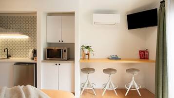 Fridge, microwave, coffee/tea maker, electric kettle