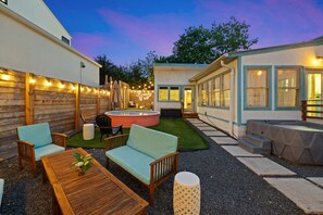 Terrace/patio - Boho-Ranch Retreat in Hip East Austin w Hot Tub and Cowgirl pool. (Austin)
