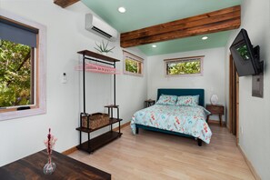 5 camere, ferro/asse da stiro, Wi-Fi gratuito, lenzuola