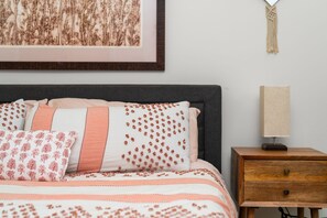 5 Schlafzimmer, Bügeleisen/Bügelbrett, kostenloses WLAN, Bettwäsche